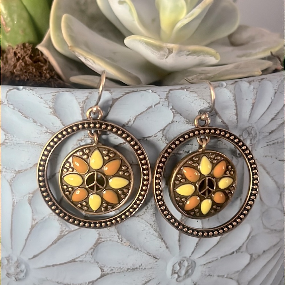 ☮️☀️Boho Peace Sign Earrings☀️☮️